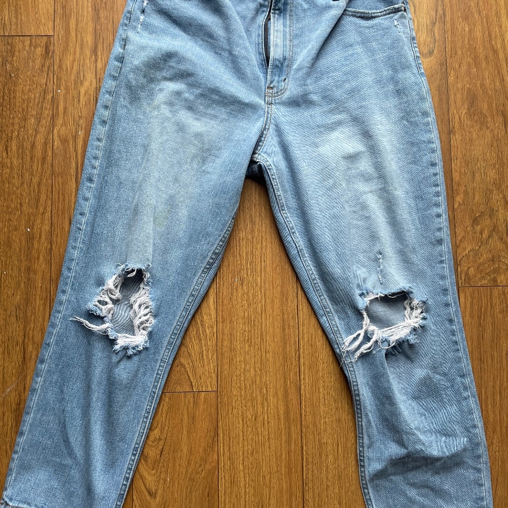 Abercrombie and fitch mom jeans